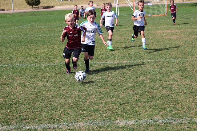 还想要多少？西媒：英超球队6000万欧报价拉菲尼亚遭巴萨拒绝.